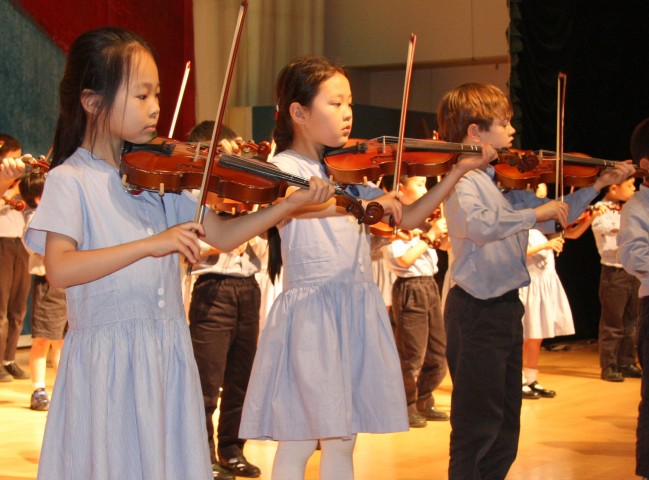 BJ - Violin performance