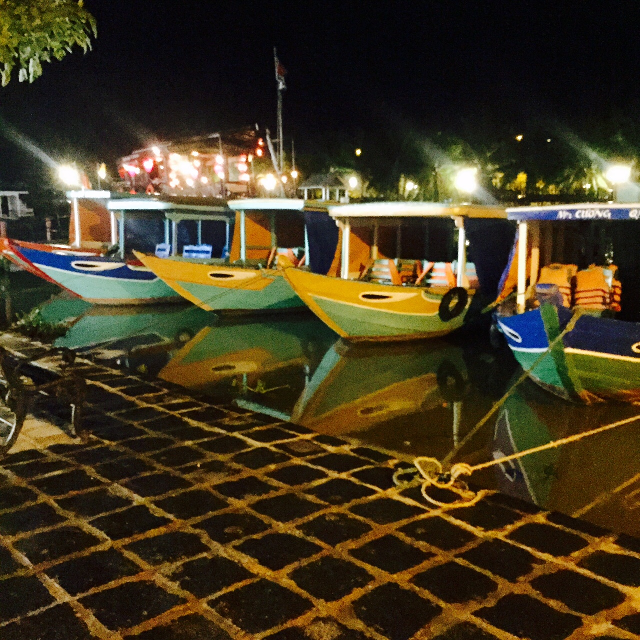 Boats night vietnam