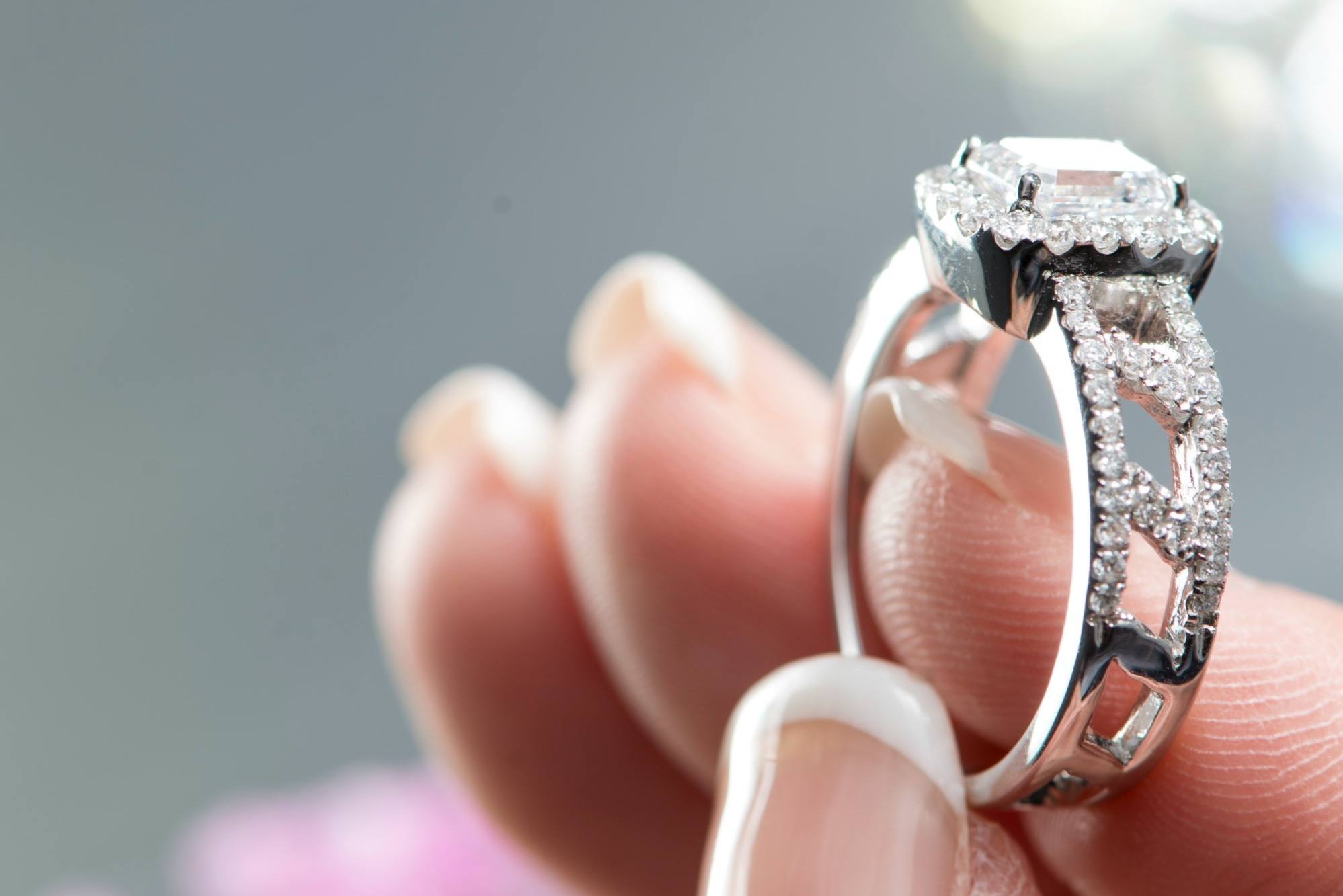 Diamond Ring at Diamond Registry Hong Kong