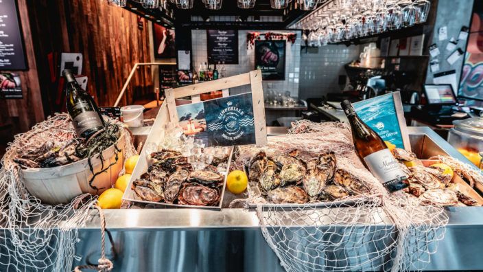 free flow oysters and fizz at Scarlett