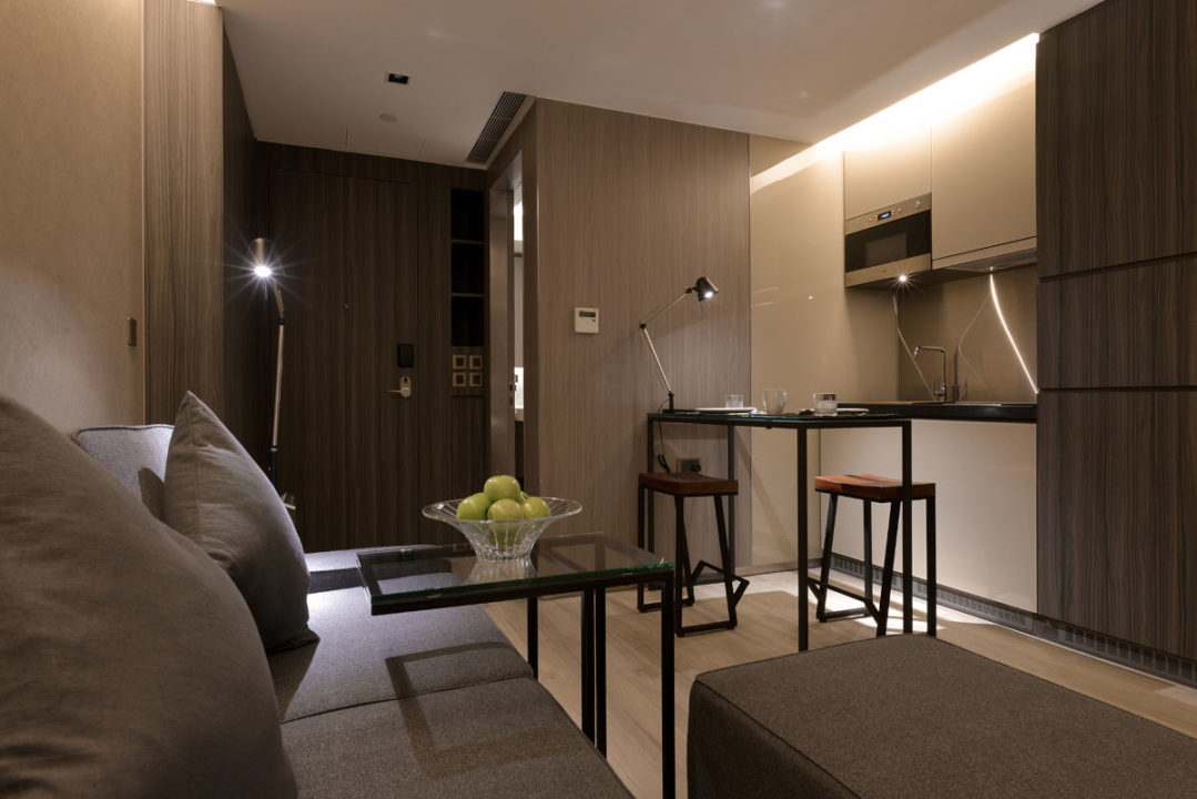 cm plus sheung wan sofa and kitchenette