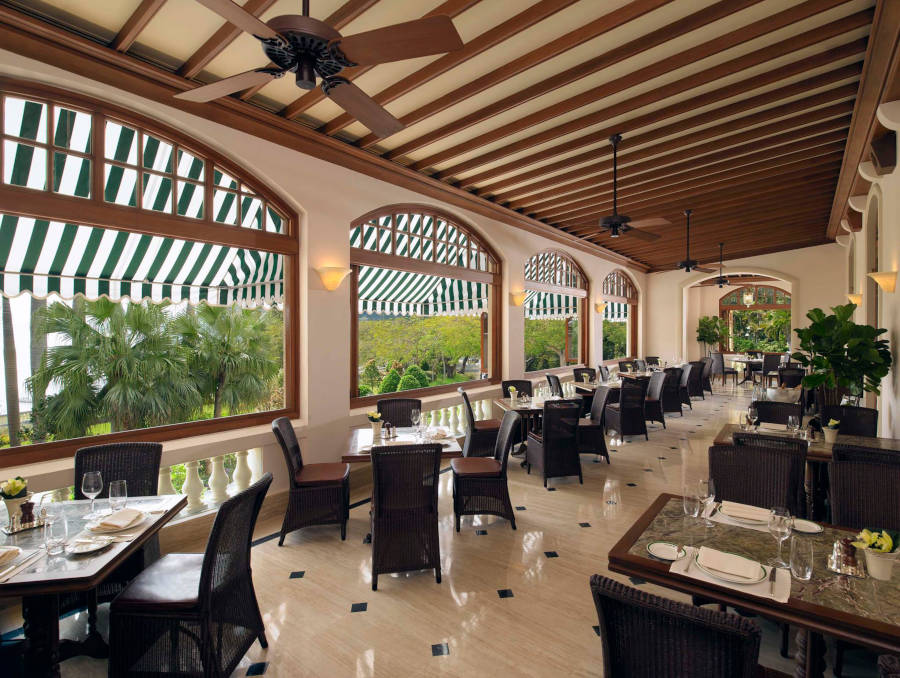 verandah repulse bay restaurant interior
