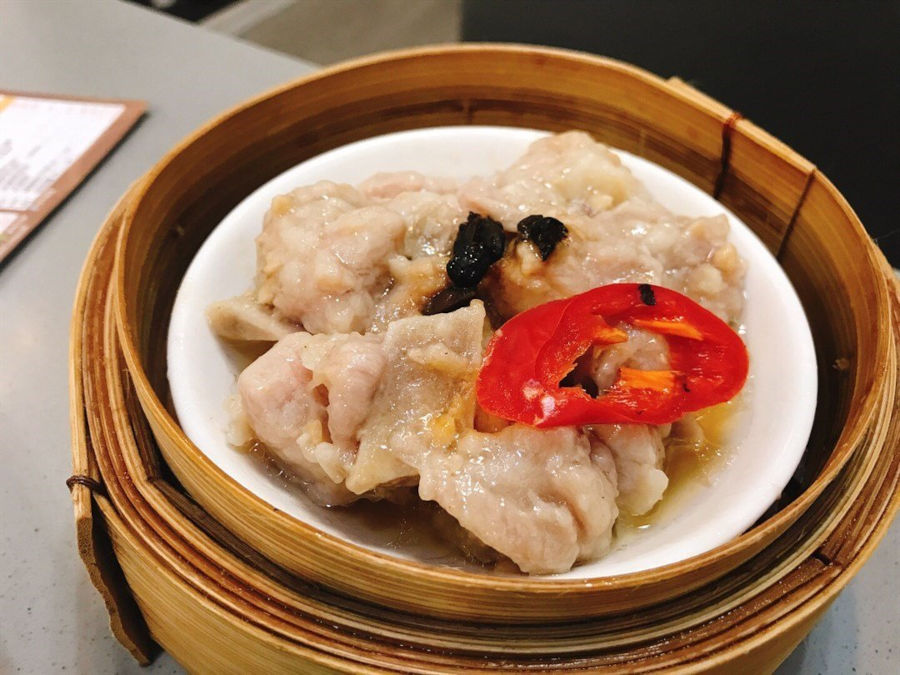 Steamed Pai Gwut with fermented black beans