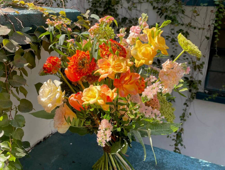 wild flower arrangement by van der bloom