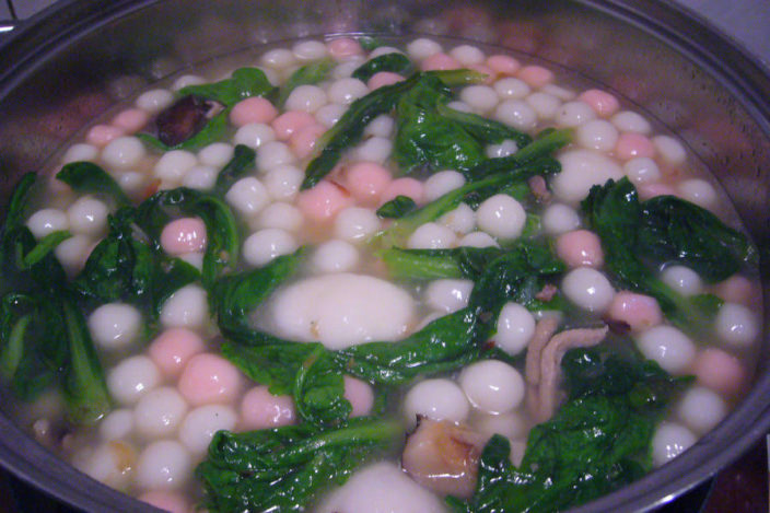 savoury tong yuen soup with vegetables