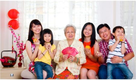 chinese new year family gathering