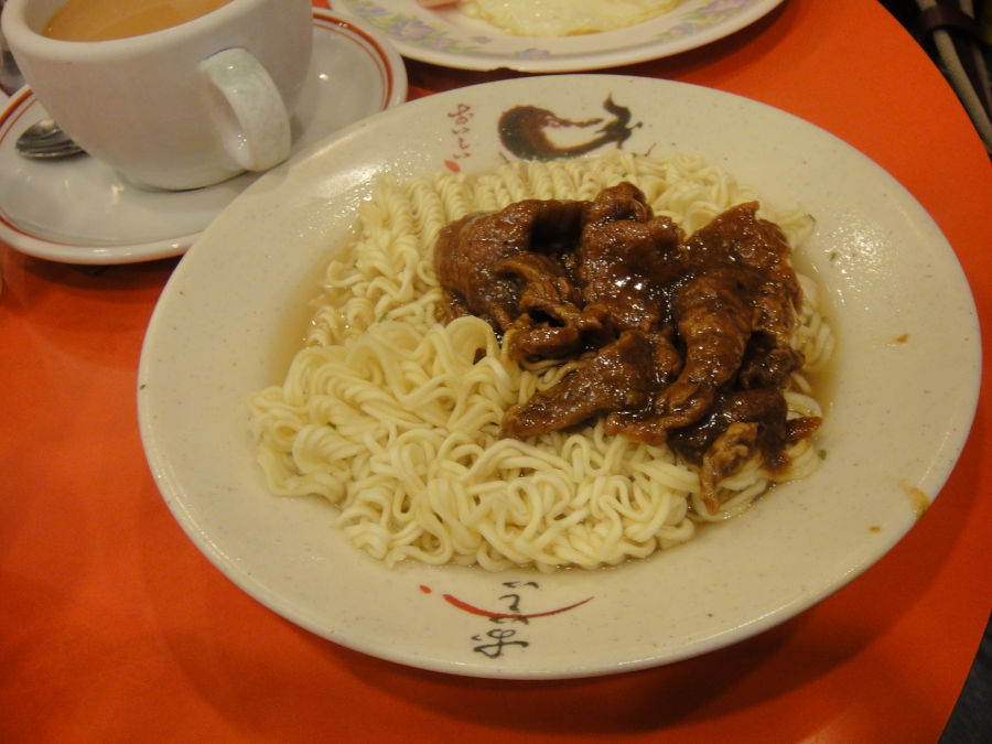 instant noodles with beef hong kong