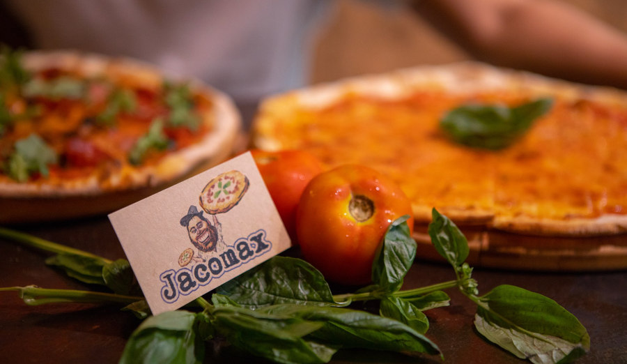 pizzas from pizzeria jacomax sheung wan