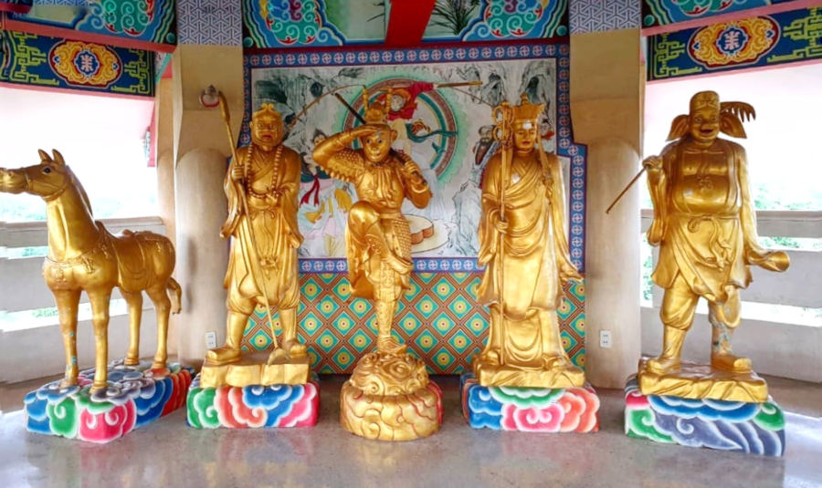statues of the gods featured in the journey to the west