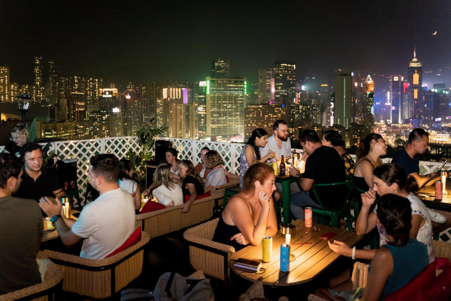 millennial quiz night in hong kong rooftop bar