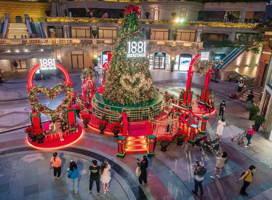 Where To See The Best Christmas Decorations & Lights - The HK HUB