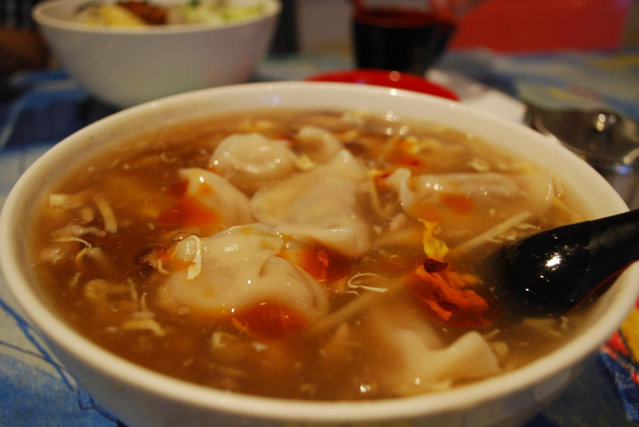 shanghainese sweet and sour soup dumplings from beijing city restaurant in hong kong