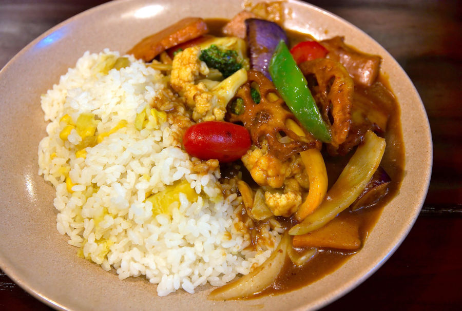 japenese curry rice from camper's restaurant in quarry bay area