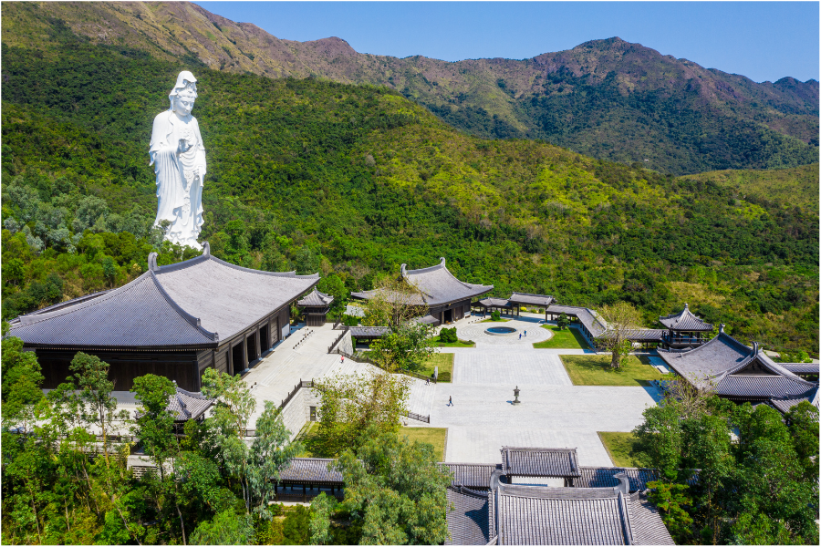 The Tsz Shan Monastery is in the Ting Tsz Hills. A 76-metre-high white statue of Kwun Yum, the Goddess of Mercy, is on the right, overlooking the monastery compound. 