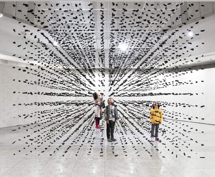 hanging installation by bahk seon ghi at art central hong kong