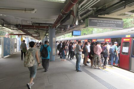 Hong Kong departures outpace arrivals during Easter-Ching Ming 2023