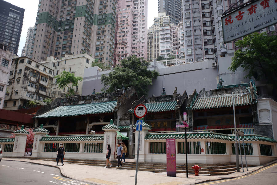 man mo temple complex in sheung wan