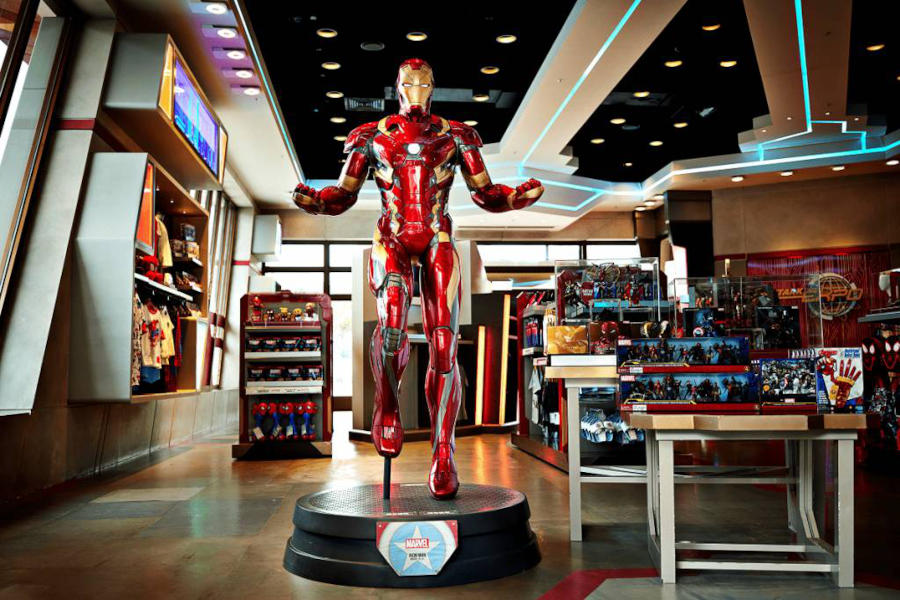 life size iron man figure at hong kong disneyland store