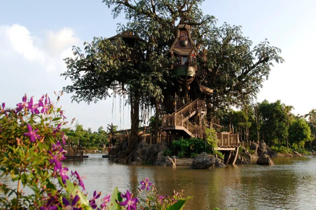Hong Kong Disneyland Tarzan Treehouse to reopen in 2023