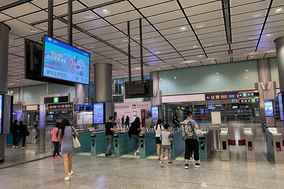 InTown Airport CheckIn Service At Hong Kong Station To Resume On July