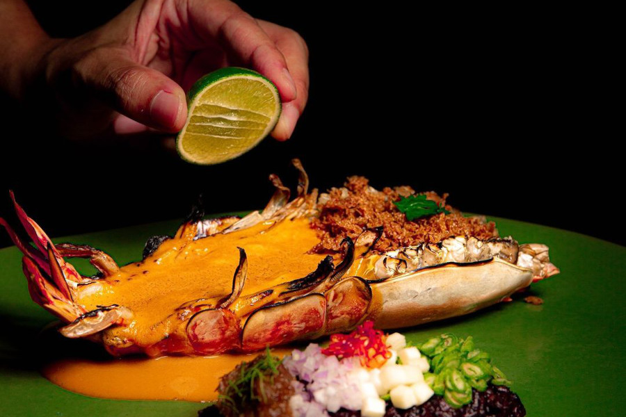 Thai grilled lobster dish from niras hong kong