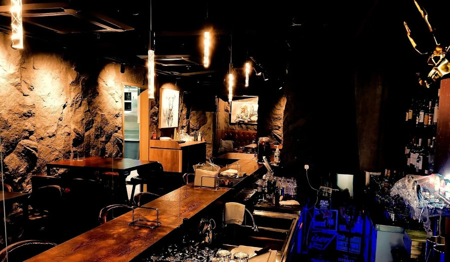 interior of nuevo tapas bar hong kong