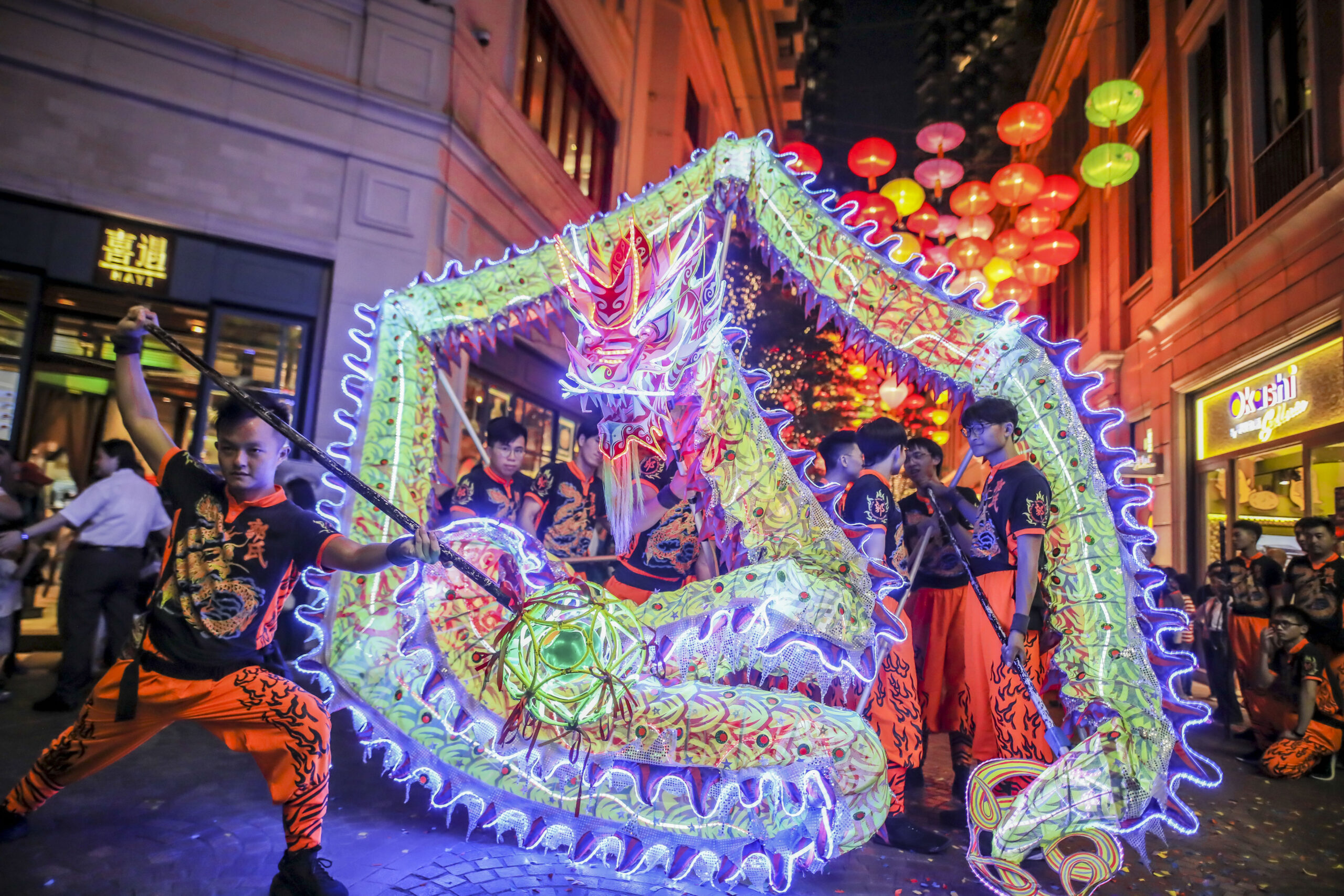 LED fire dragon at lee tung avenue