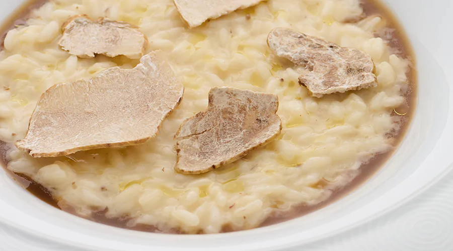 White truffle risotto by the “King of Truffles