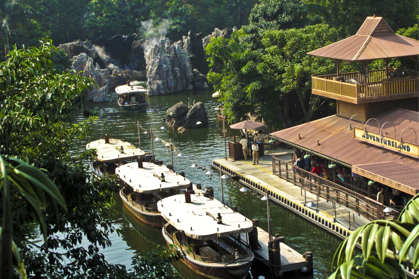 jungle river cruise adventureland hong kong disneyland