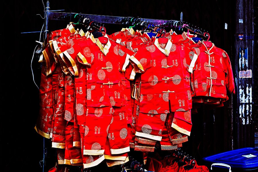 chinese new year traditional clothings