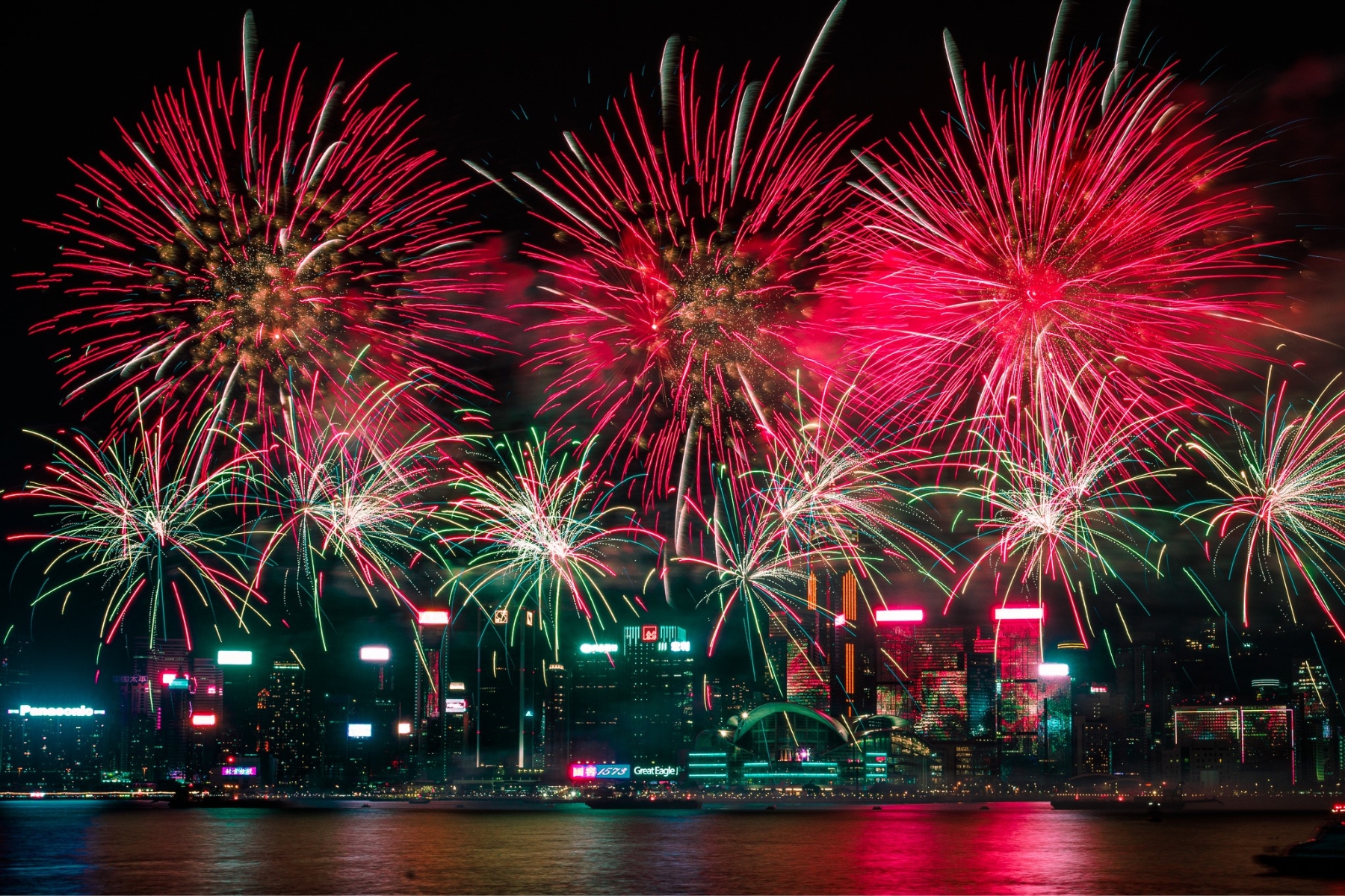 hong kong lunar new year fireworks