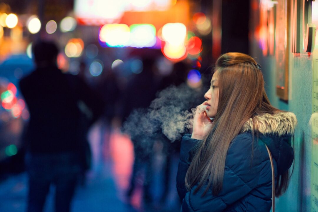 hong kong wants to ban people from smoking while queueing and walking