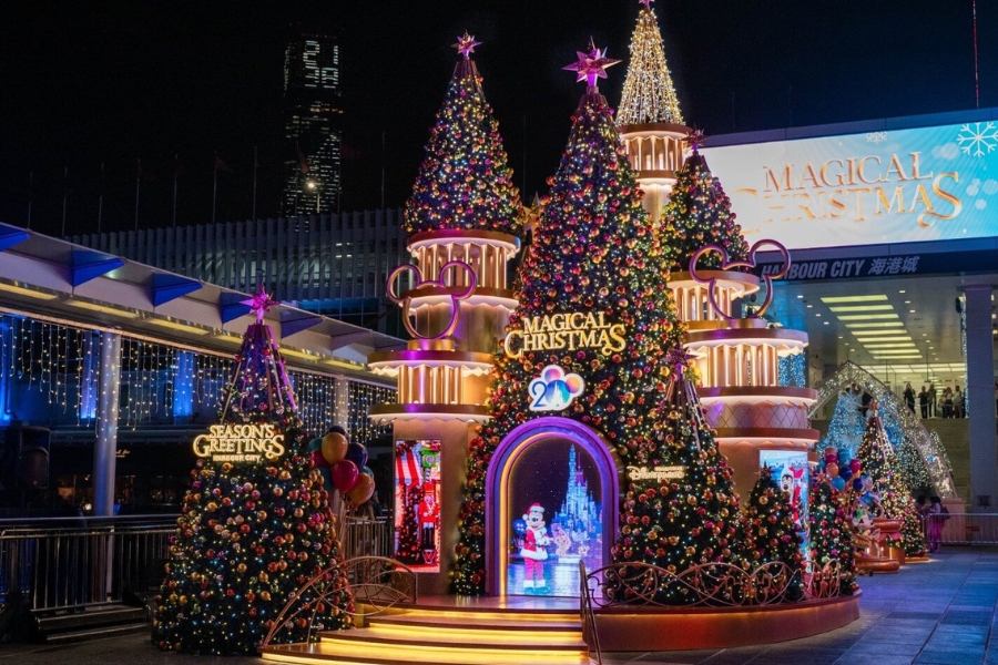 disney magical christmas at tsim sha tsui harbour city