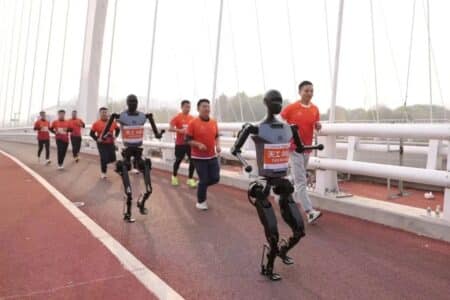 world's first humans-vs-robots marathon in mainland china