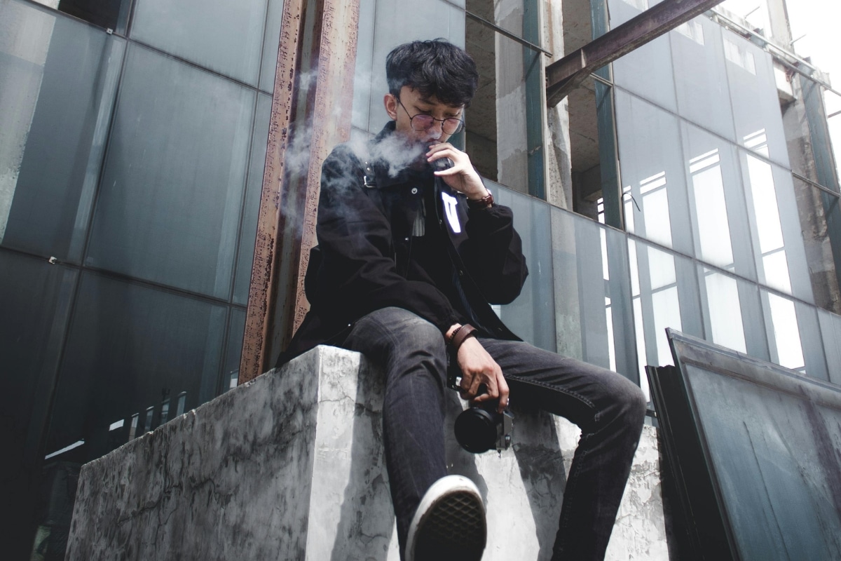 hong kong space oil ban
