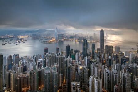 hong kong observatory predicts heavy rain and 13 degree lows