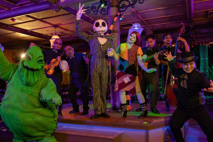 hong kong disneyland halloween event
