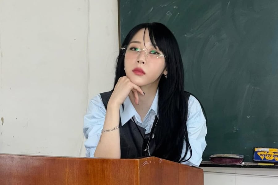 korean singer moon byul from girl group mamamoo