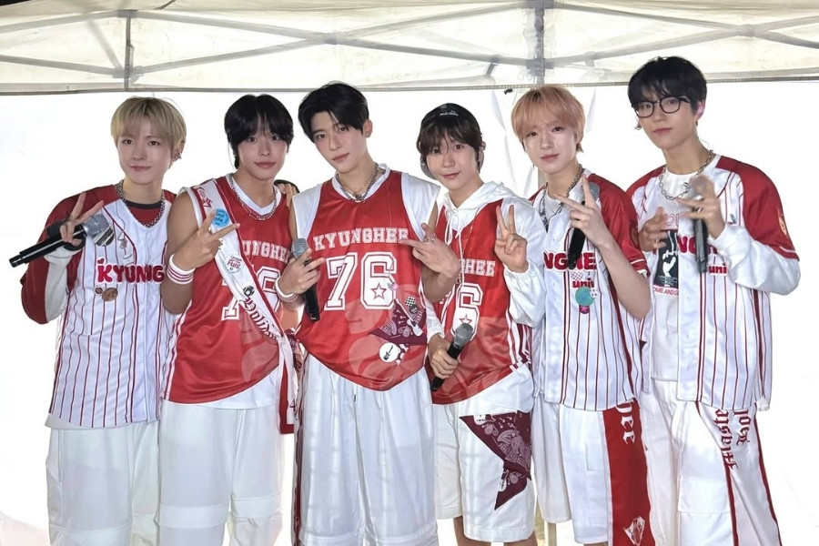 south korean boy group nct wish