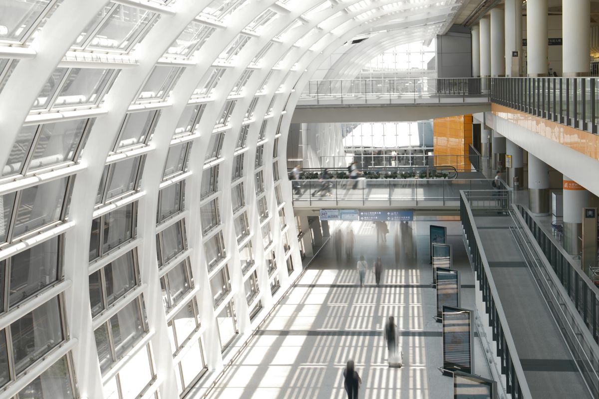 Hong Kong Airport Wins World’s Leading Airport Award for Customer Experience inside HKIA