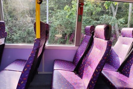 From January 25, Bus and Minibus Passengers Must Wear Seat Belts or Face HK$5,000 Fine