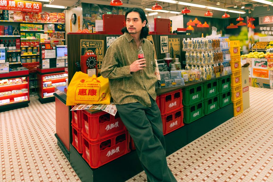 Retro-themed Wellcome interior with glass Coke and vintage décor (Wellcome - Jin Communications)
