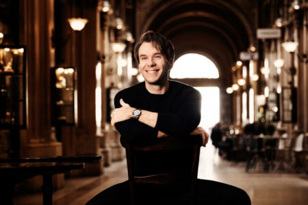 opera singer benjamin bernheim