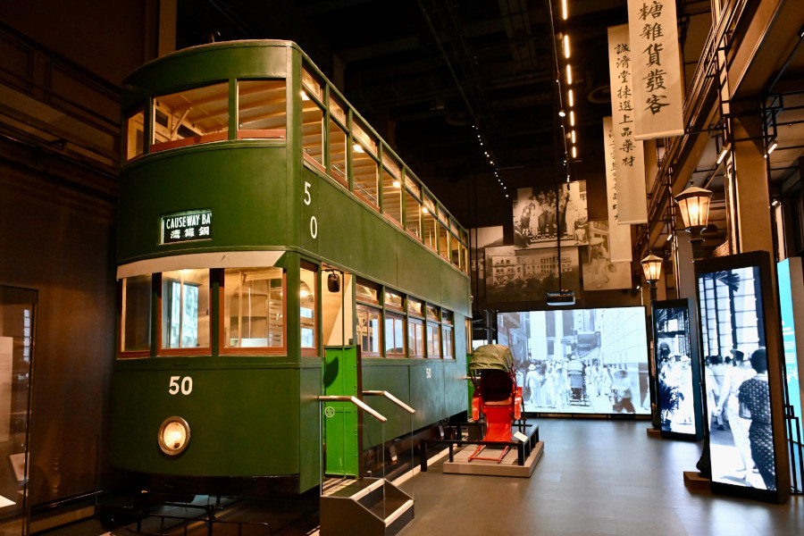 1930s Hong Kong double-decker tram and street scene recreated inside the exhibition gallery (Hong Kong Museum of History)