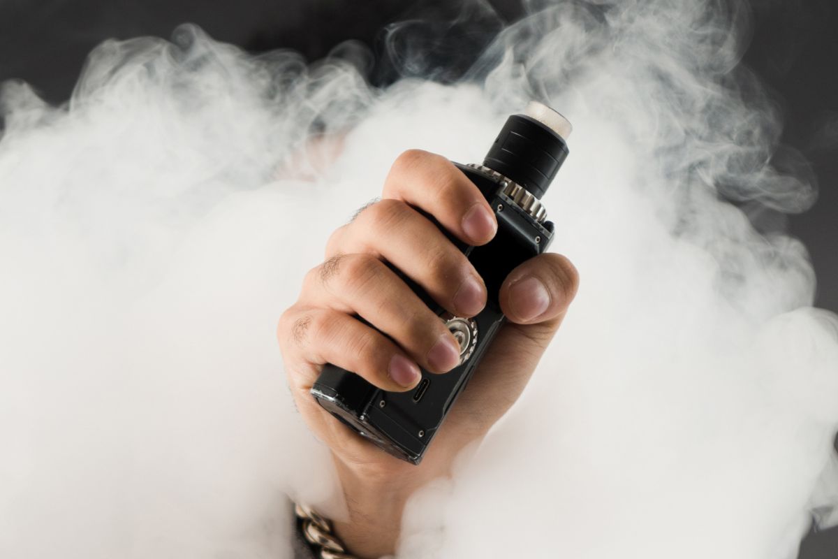 Public Vaping Ban Starts On 30 April In Hong Kong hong kong to ban public vapping in 2026