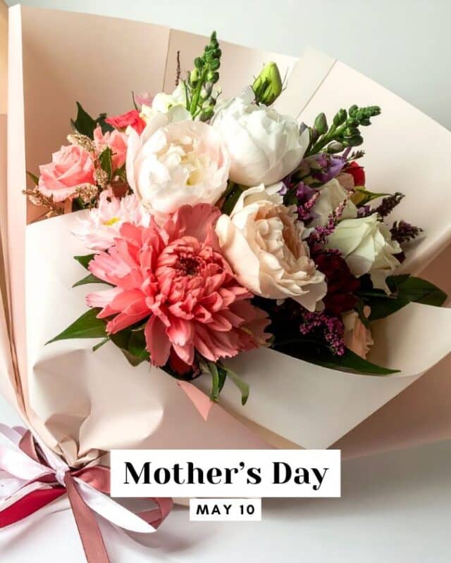 a bouquet of carnations