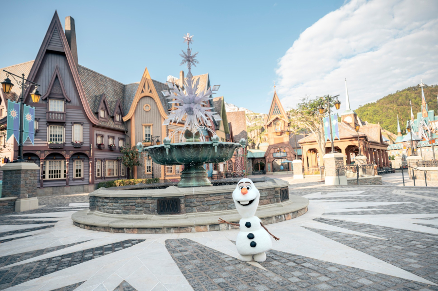 Robotic Olaf is coming to Arendelle in Hong Kong Disneyland’s World of Frozen