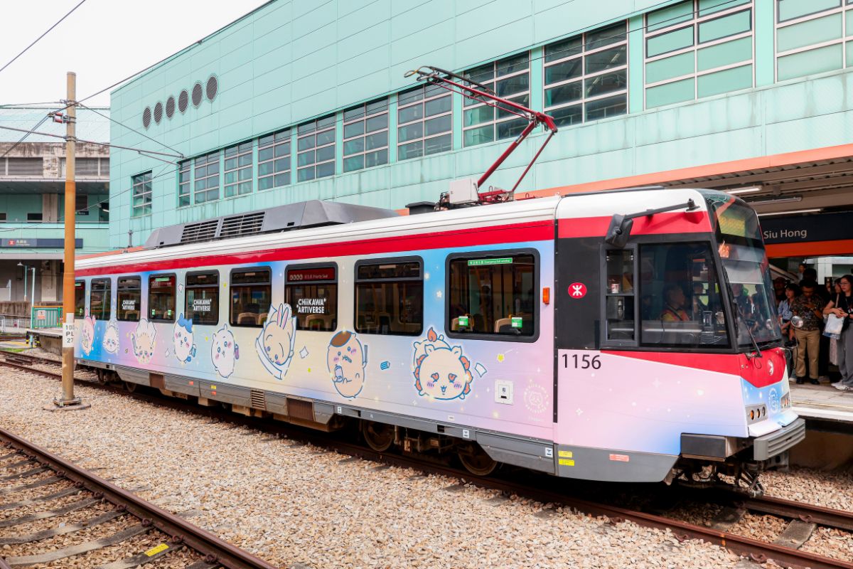MTR Debuts CHIIKAWA Fantasy-Themed Light Rail From July 25 chiikawa themed light rail train