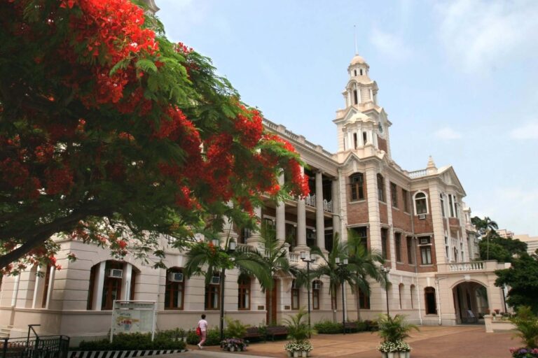 Hong Kong Holds 17th Place In World’s Best Student Cities Ranking the main building of HKU