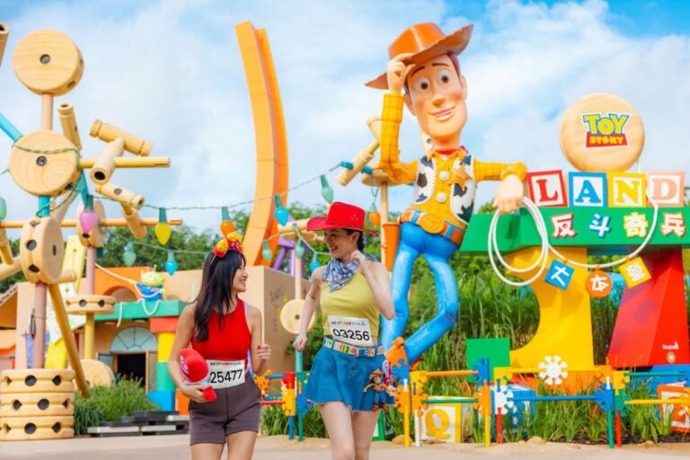 Hong Kong Disneyland’s Magic Run Fest Returns With Zootopia, Pixar And Frozen Routes magic run fest at hong kong disneyland
